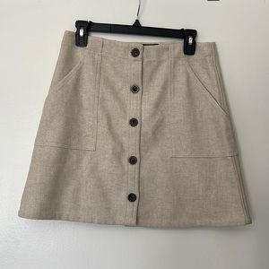 Banana Republic Front-button, Tan, Linen/polyester Short Women’s Skirt - Small